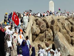 Arafat'a yolculuk başladı 
